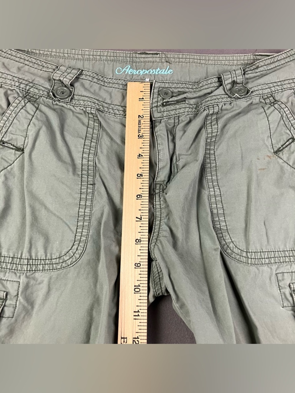 Y2K Aeropostale Women’s Cargo Capri Pants Size 11/12? Green Embroidered Flowers - Picture 12 of 14